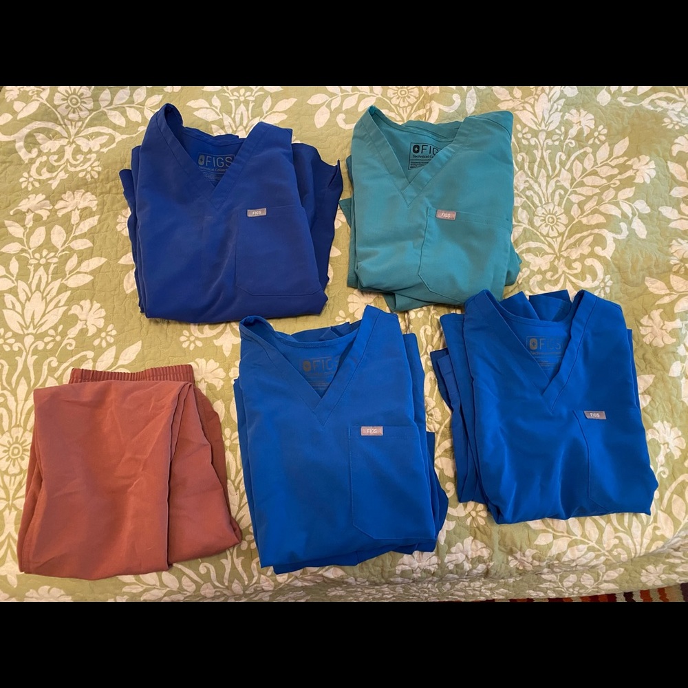 4 pairs of FIGS scrubs + 1 extra pair of pants